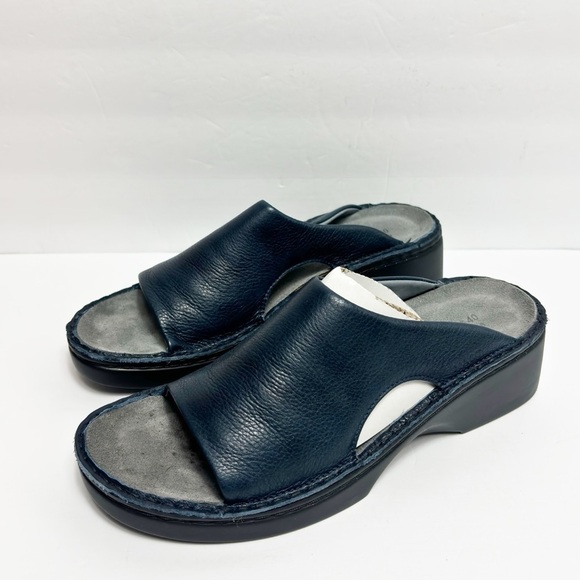NAOT WOMEN'S BLUE GREY BLACK SUEDE SLIP ON SANDALS SIZE 9M WITH BOX